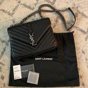 YSL College in medium size. Authentic in excellent condition.